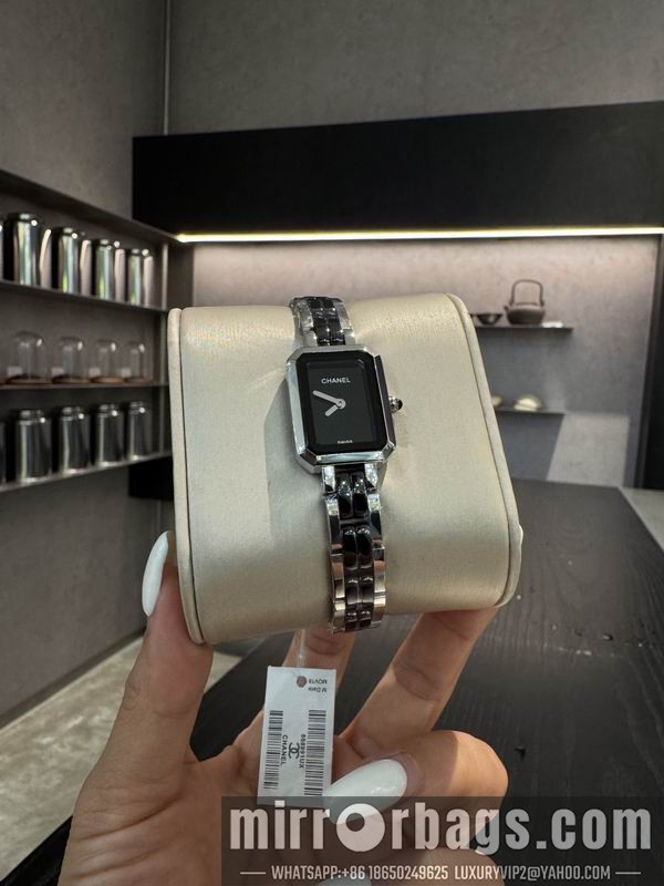 Chanel 21X26mm 101515 Watch