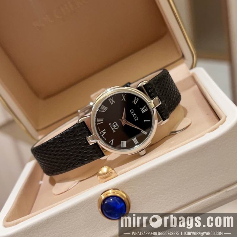 Gucci 28mm 091709 Watch