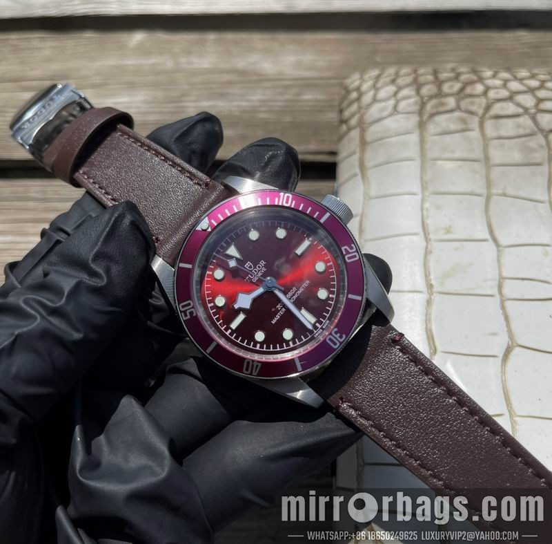 Tudor 42mm 122810 Watch