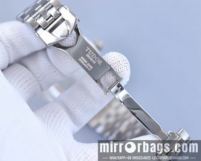 Tudor men 40X11mm M19 Watch