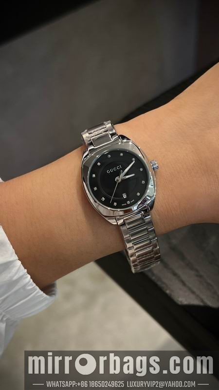 Gucci 28mm 091732 Watch