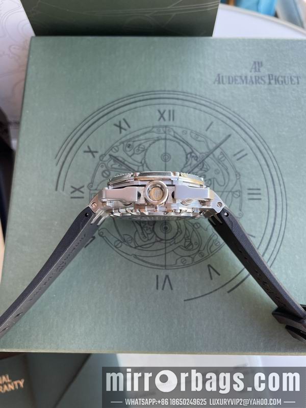 AP 44mm 092107 Watch