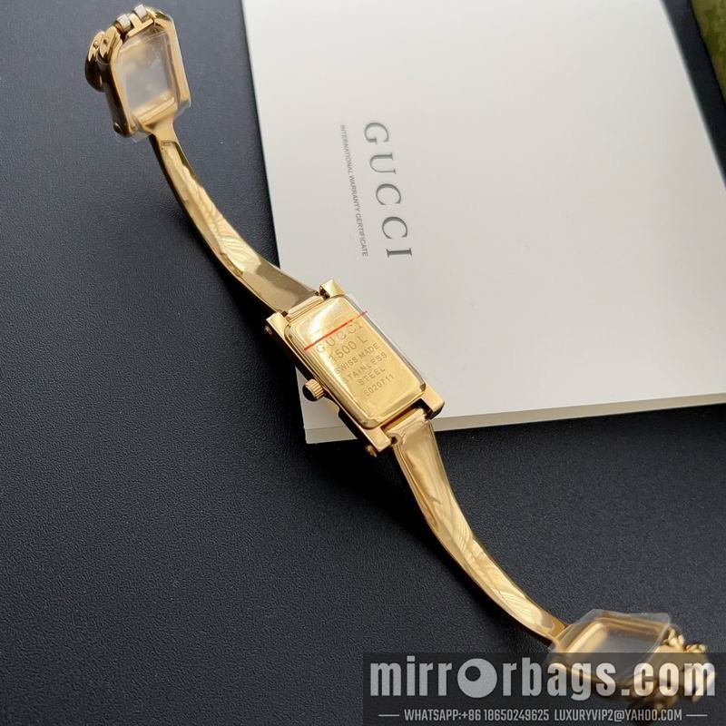 Gucci watch 110375 Watch