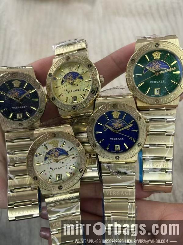 Versace watch 042955 Watch