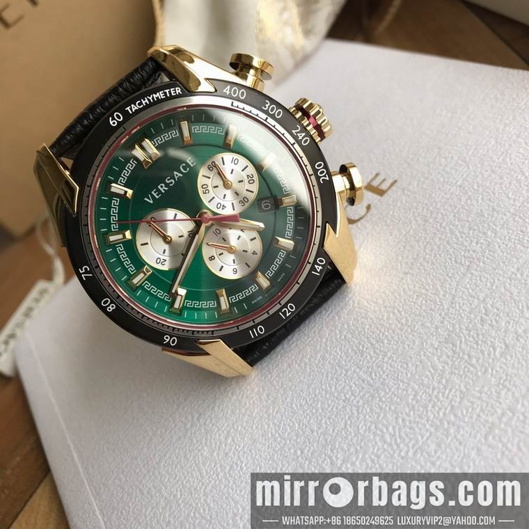 Versace men 43mm M02 Watch
