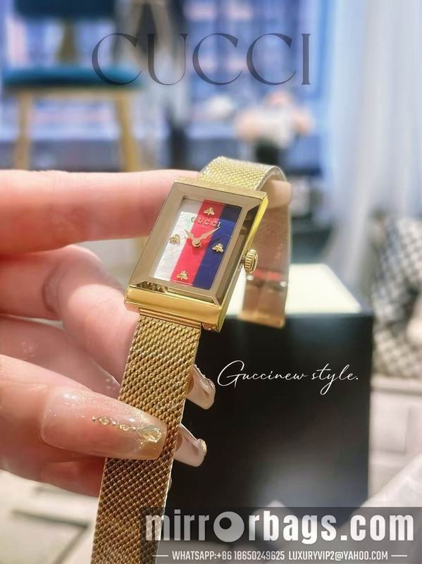 Gucci 34X21mm 111413 Watch