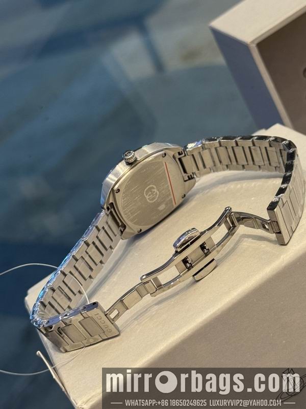 Gucci 29mm 110366 Watch